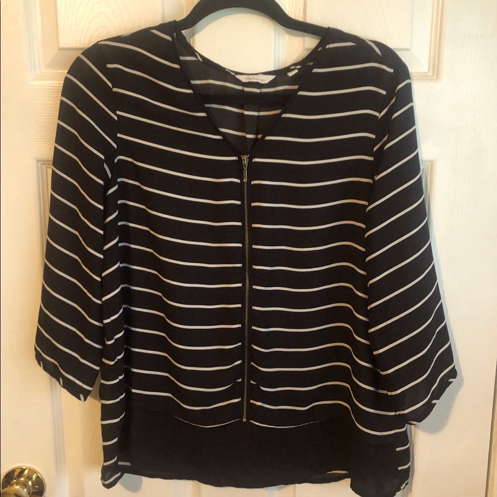 Flowy Striped V-neck Blouse